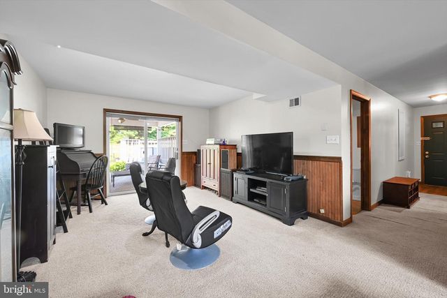 648 W SPRING ST, Fleetwood, PA 19522