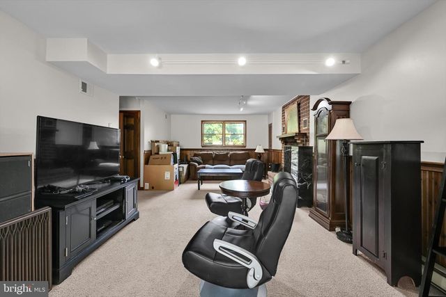 648 W SPRING ST, Fleetwood, PA 19522