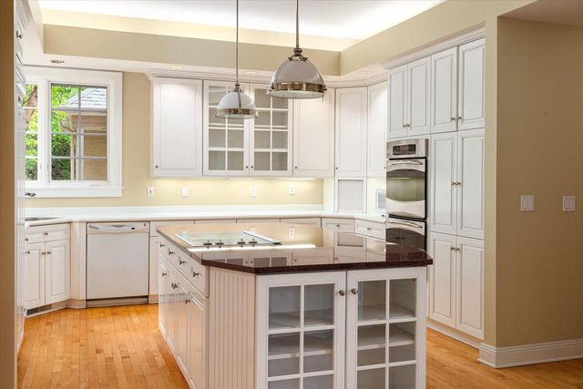 W5419 Pine Bluff ROAD, La Crosse, WI 54601