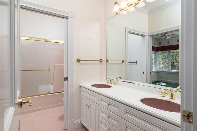 W5419 Pine Bluff ROAD, La Crosse, WI 54601