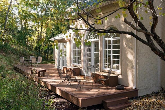 W5419 Pine Bluff ROAD, La Crosse, WI 54601