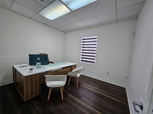 11400 W Flagler St 206, Sweetwater, FL 33174