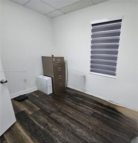 11400 W Flagler St 206, Sweetwater, FL 33174