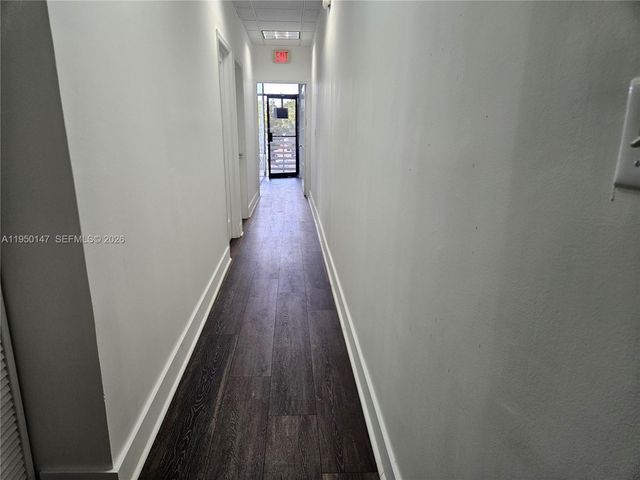 11400 W Flagler St 206, Sweetwater, FL 33174