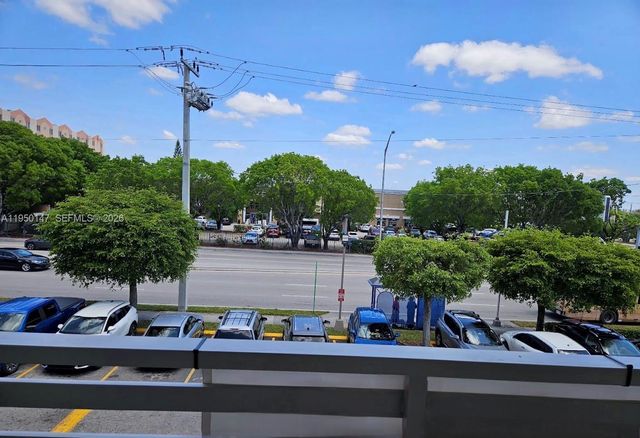 11400 W Flagler St 206, Sweetwater, FL 33174