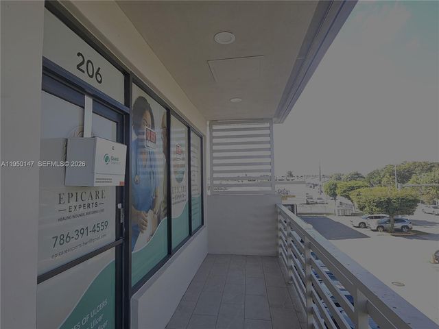 11400 W Flagler St 206, Sweetwater, FL 33174