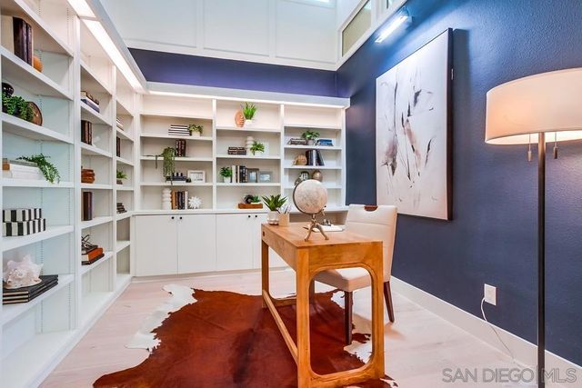 2223 Caminito Preciosa Sur, La Jolla, CA 92037