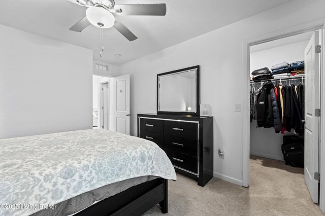 8710 warbler branch Way, Louisville, KY 40229