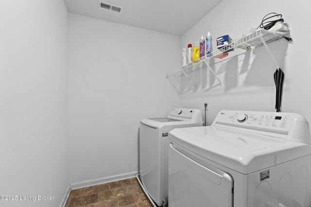 8710 warbler branch Way, Louisville, KY 40229