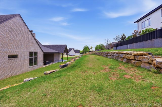 7508 S 5th Street, Broken Arrow, OK 74011