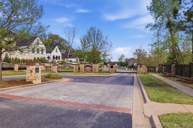 7508 S 5th Street, Broken Arrow, OK 74011