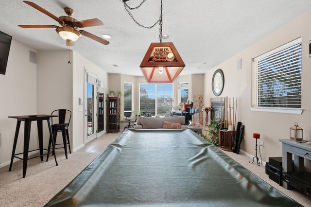921 Pinzon Street NW, Los Lunas, NM 87031