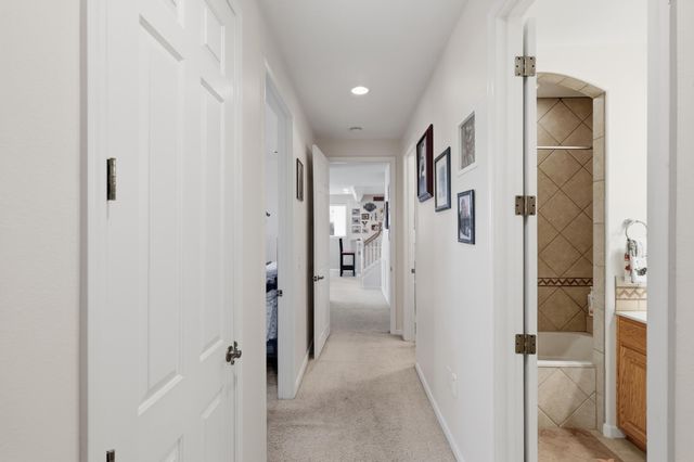 921 Pinzon Street NW, Los Lunas, NM 87031