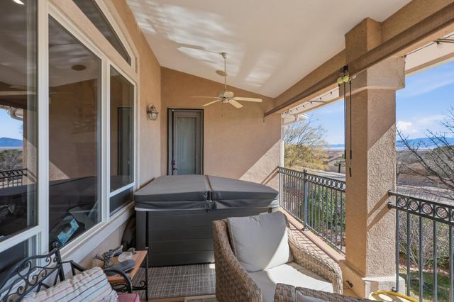 921 Pinzon Street NW, Los Lunas, NM 87031
