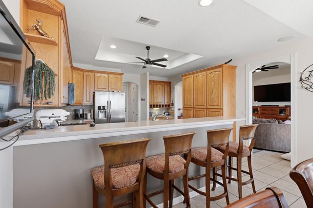 921 Pinzon Street NW, Los Lunas, NM 87031