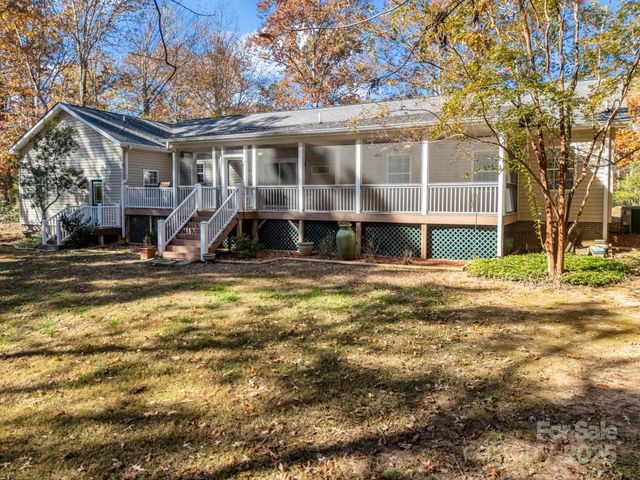 1615 Oak Park Court, Iron Station, NC 28080
