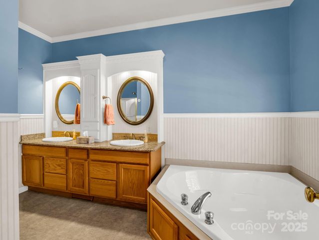 1615 Oak Park Court, Iron Station, NC 28080