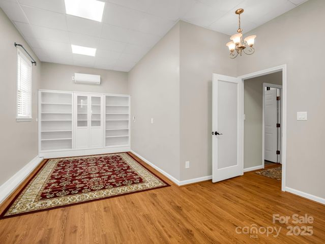 1615 Oak Park Court, Iron Station, NC 28080