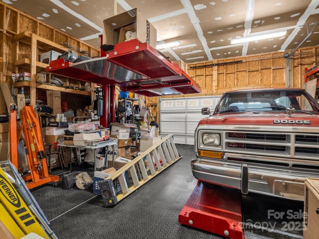 1615 Oak Park Court, Iron Station, NC 28080