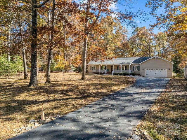 1615 Oak Park Court, Iron Station, NC 28080