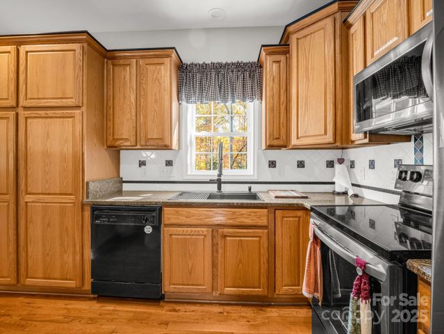 1615 Oak Park Court, Iron Station, NC 28080