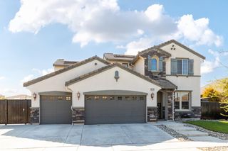 1140 Ridge Creek Estates Way, Dinuba, CA 93618