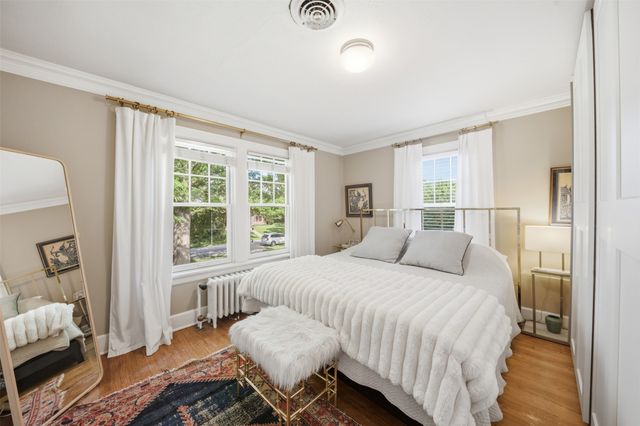 724 54th Street, Des Moines, IA 50312