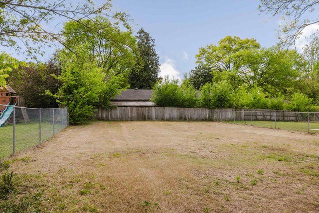 524 W Cross Street, Benton, AR 72015