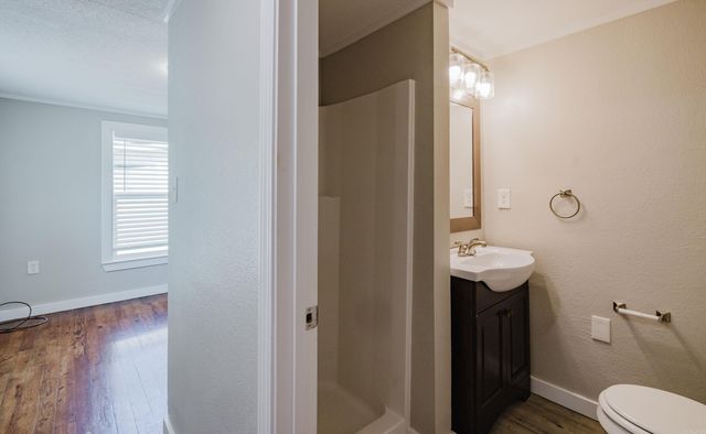 524 W Cross Street, Benton, AR 72015