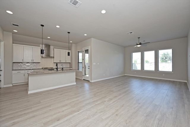 469 Coyote Creek WAY, Kyle, TX 78640