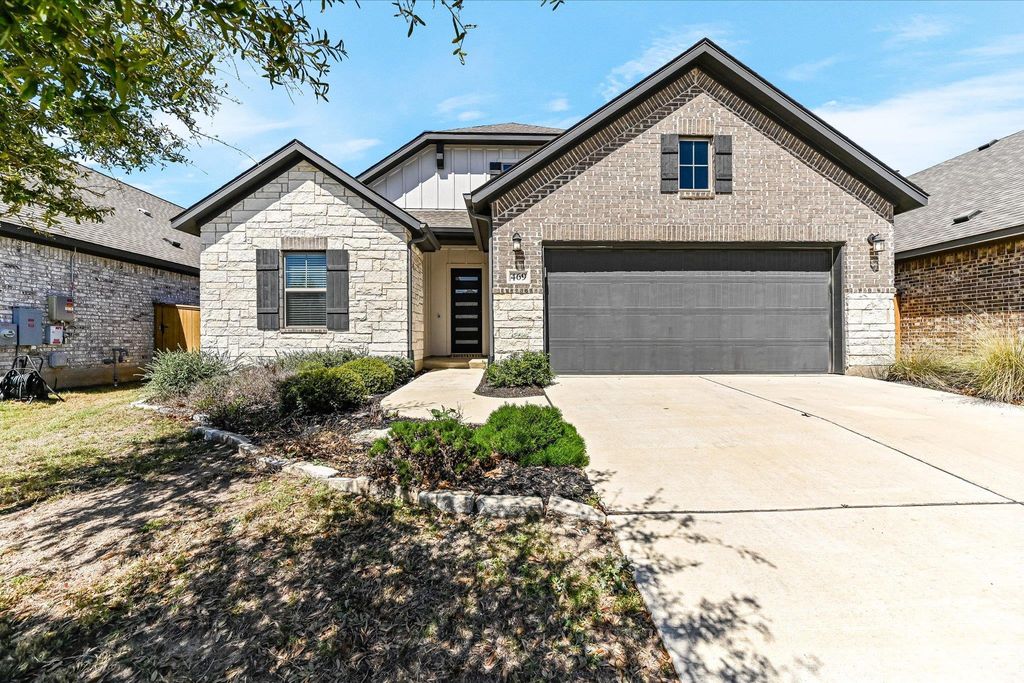 469 Coyote Creek WAY, Kyle, TX 78640