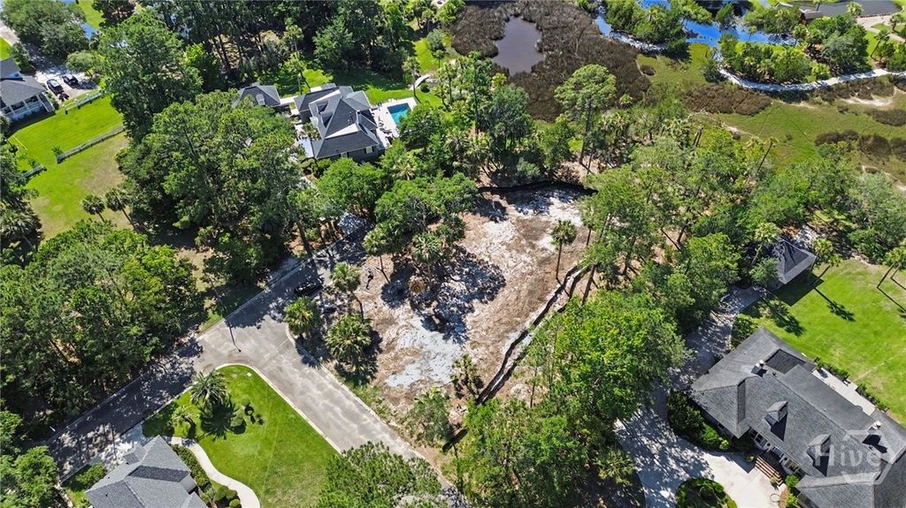 Image 3 of property listing at 8 Liberty Creek Drive, Savannah, GA 31406