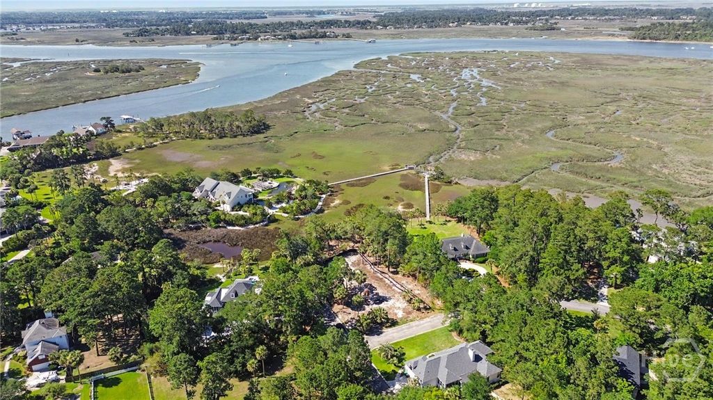 Image 8 of property listing at 8 Liberty Creek Drive, Savannah, GA 31406