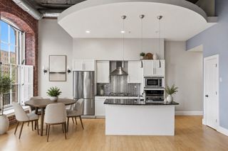 30 Market St 1, Lowell, MA 01852