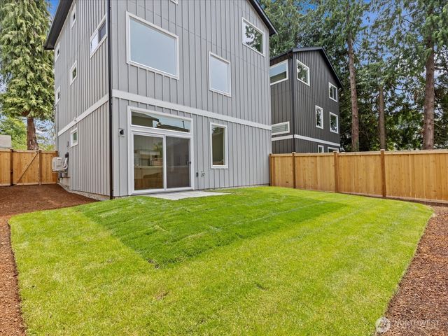 9017 Dibble Avenue NW, Seattle, WA 98117