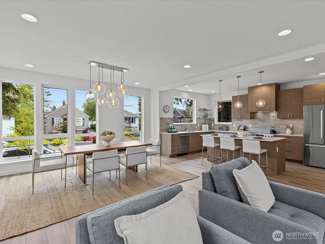 9017 Dibble Avenue NW, Seattle, WA 98117