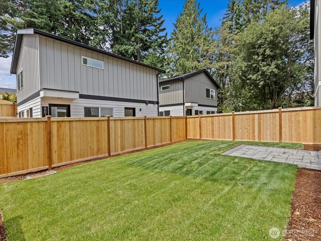 9017 Dibble Avenue NW, Seattle, WA 98117
