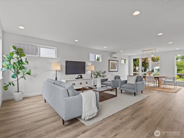 9017 Dibble Avenue NW, Seattle, WA 98117