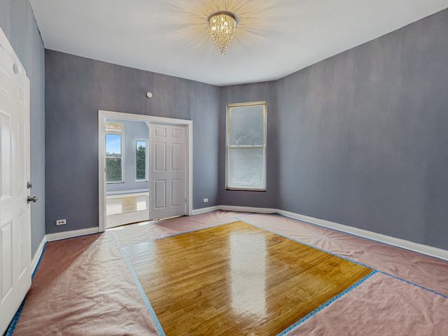 5943 S Indiana Avenue, Chicago, IL 60637