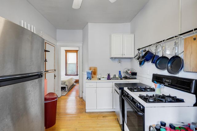 3136 10th Avenue S, Minneapolis, MN 55407