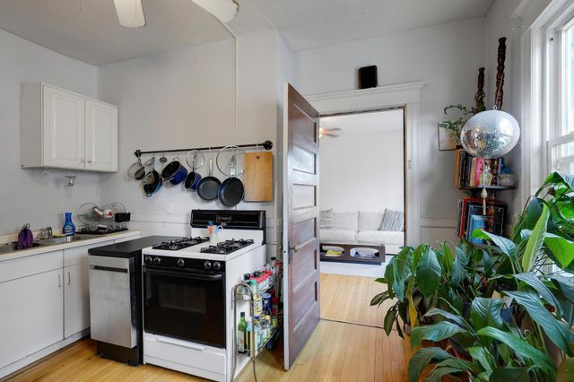 3136 10th Avenue S, Minneapolis, MN 55407