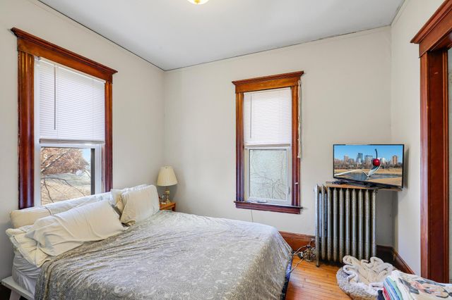 3136 10th Avenue S, Minneapolis, MN 55407