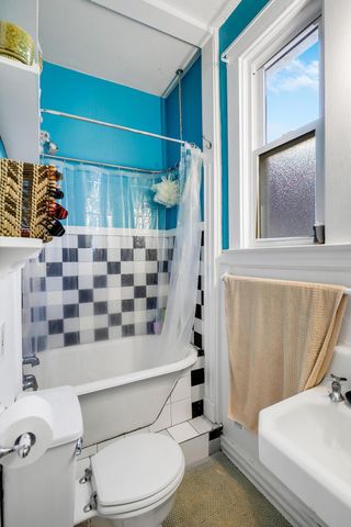 3136 10th Avenue S, Minneapolis, MN 55407