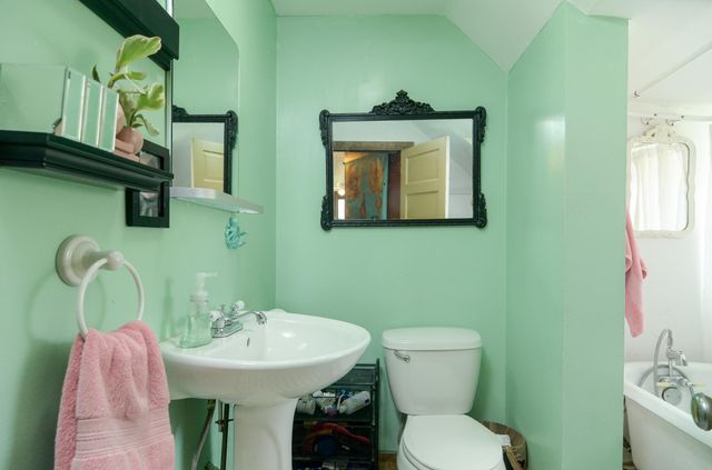 3136 10th Avenue S, Minneapolis, MN 55407