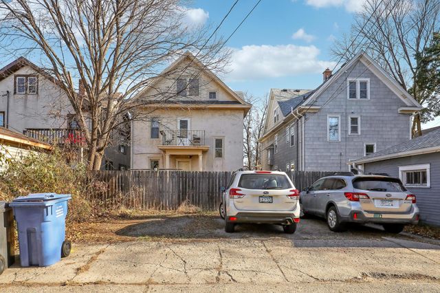 3136 10th Avenue S, Minneapolis, MN 55407