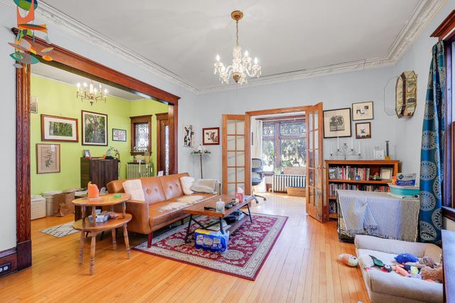 3136 10th Avenue S, Minneapolis, MN 55407