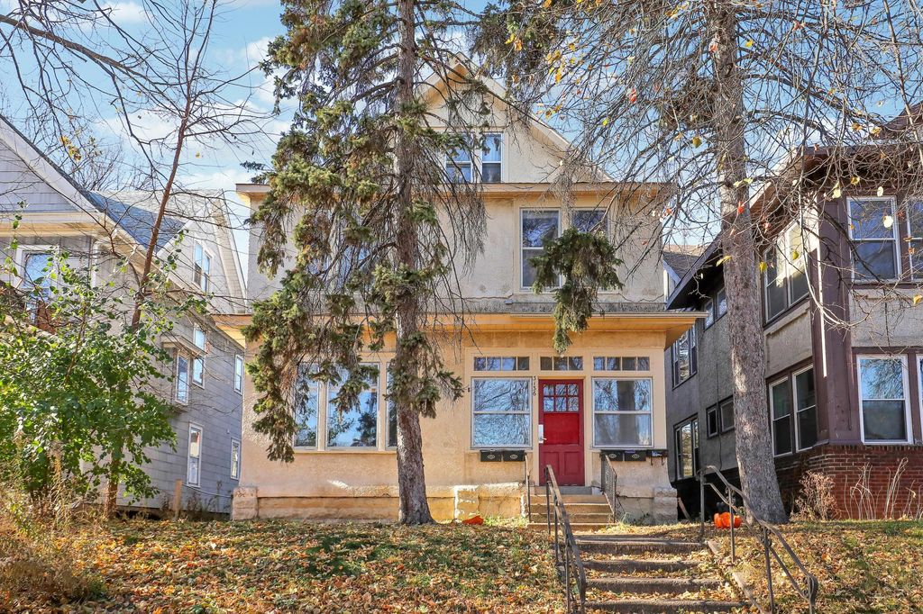 3136 10th Avenue S, Minneapolis, MN 55407