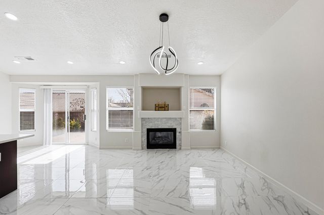 8116 Corte De Aguila NW, Albuquerque, NM 87120