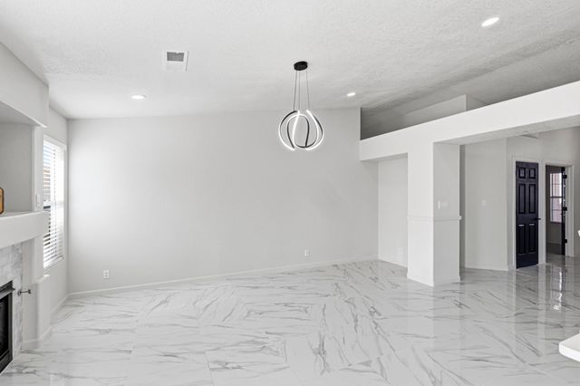 8116 Corte De Aguila NW, Albuquerque, NM 87120