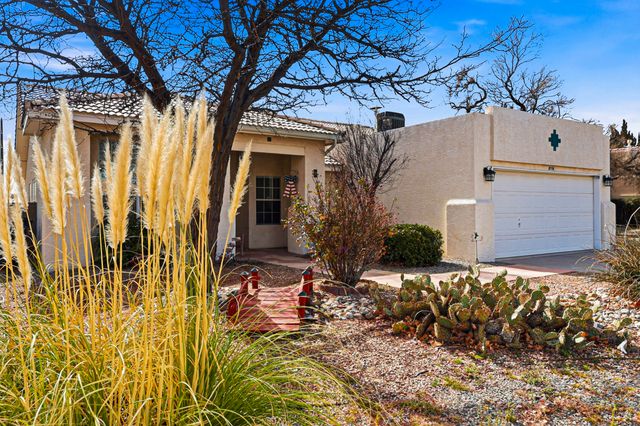 8116 Corte De Aguila NW, Albuquerque, NM 87120